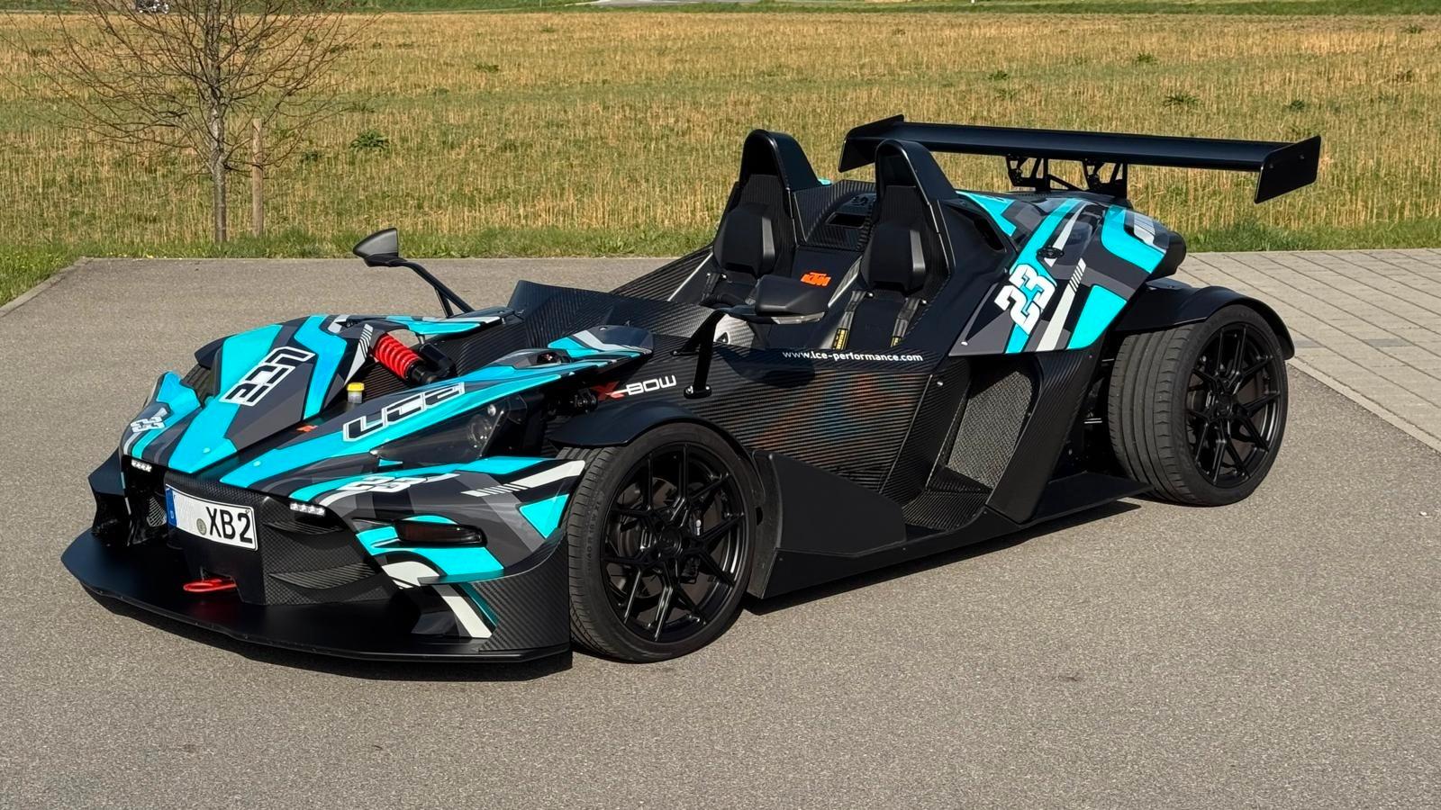 KTM X-BOW R / neuwertig / 400PS / Viel Ausstattung