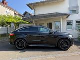 Mercedes-Benz GLE 350 d 4MATIC - - Mercedes-Benz GLE 350 in Köln