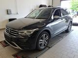 Volkswagen Tiguan Allspace Eleg 4M IQ.Drive 7Sitz Pano Park - Volkswagen Tiguan Allspace IQ-DRIVE