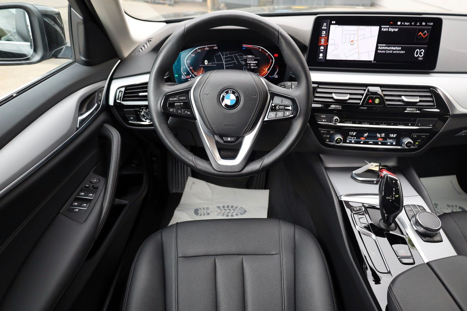 Fahrzeugabbildung BMW 520d xDrive Touring Leder,Navi,LED,Kamera,SH+Sta