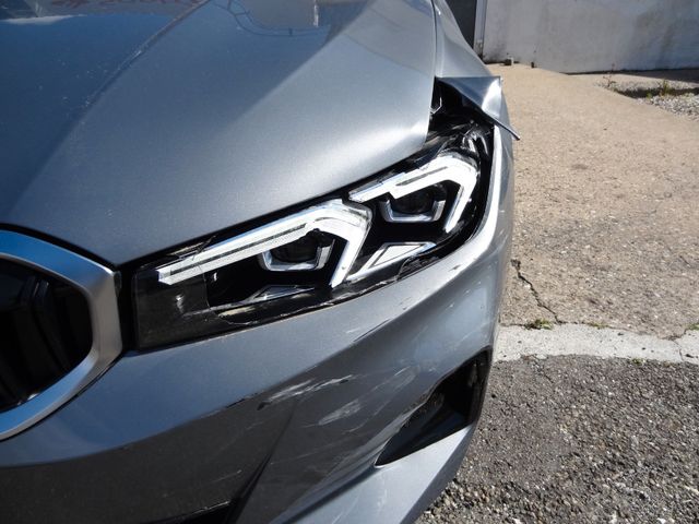 Fahrzeugabbildung BMW 318 i/1.Hand/Curved/LED/Navi/SitzH/2.500km/