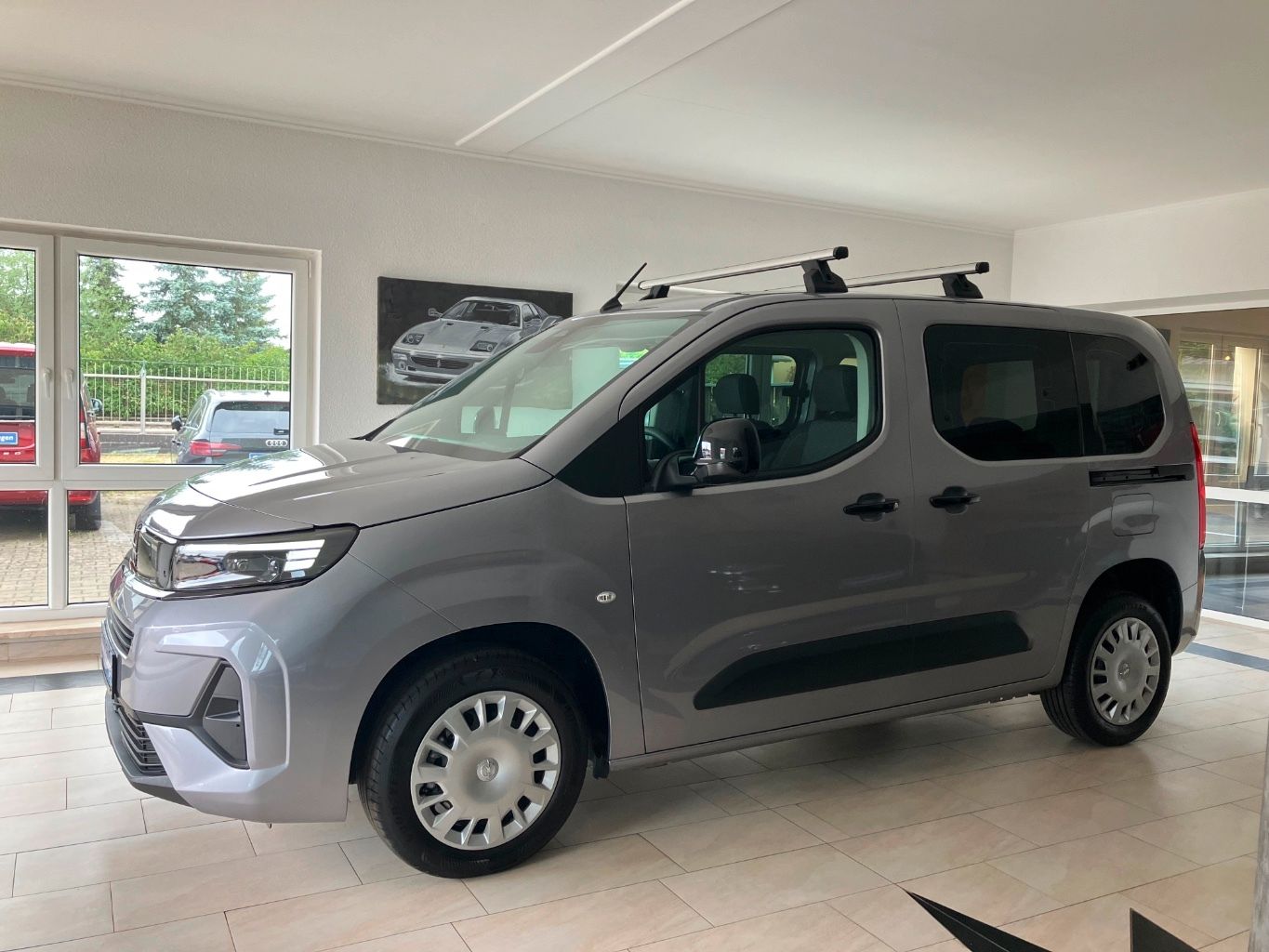 Opel Combo Life 1.5 D Edtion N1 AT8 Navi AHK LED imagem 2
