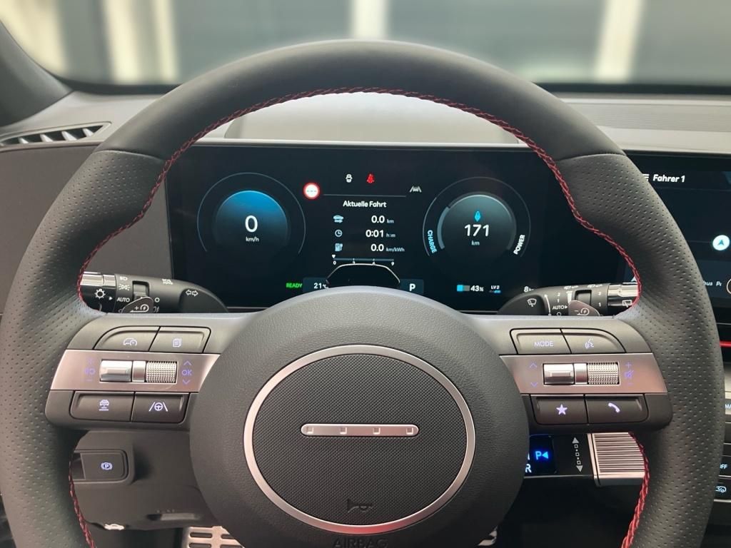 Fahrzeugabbildung Hyundai KONA EV 2WD 65,4kWh N-Line X HUD WPumpe 2xKlima