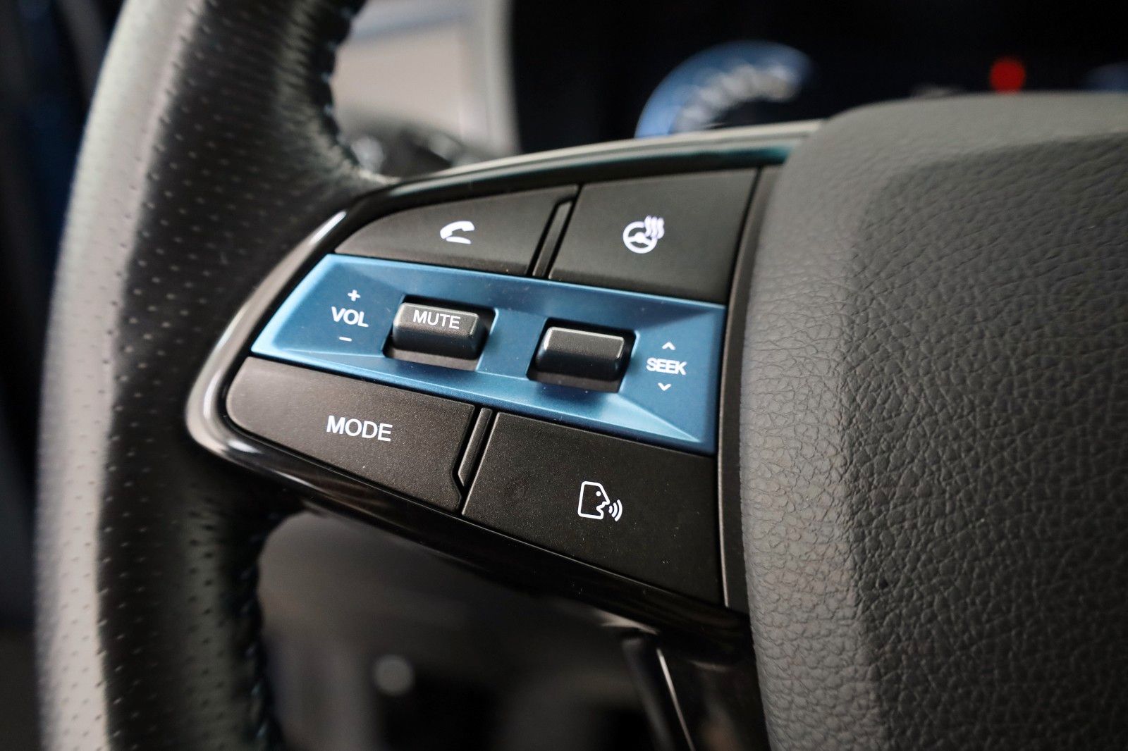 Fahrzeugabbildung Ssangyong Korando e-Motion Titanium Leder,Navi,LED,ACC,+WR