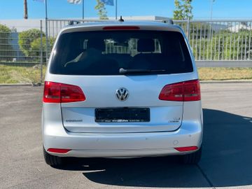 Volkswagen Touran - 6