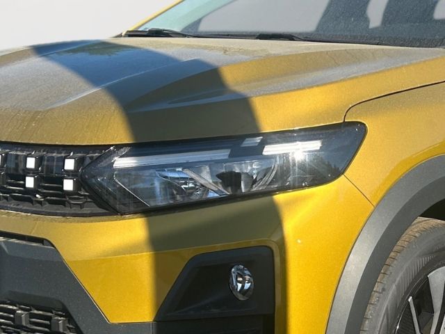 Fahrzeugabbildung Dacia Sandero III Stepway Expression Winter-Paket+Navi