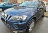 Volkswagen Touareg 3.0 V6 TDI SCR Tiptronic - - Volkswagen Touareg mit Diesel-Antrieb: Blau