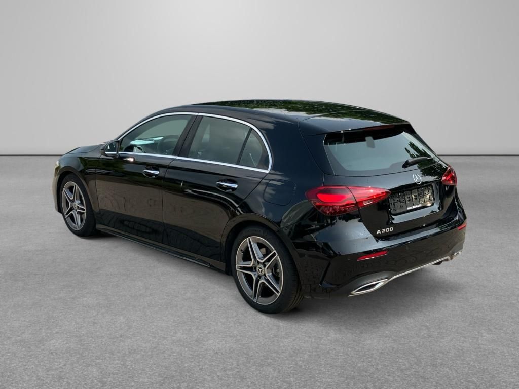 Fahrzeugabbildung Mercedes-Benz A 200 Kompaktlimousine AMG*LED*SpurH*SHZ*PDC*RFK