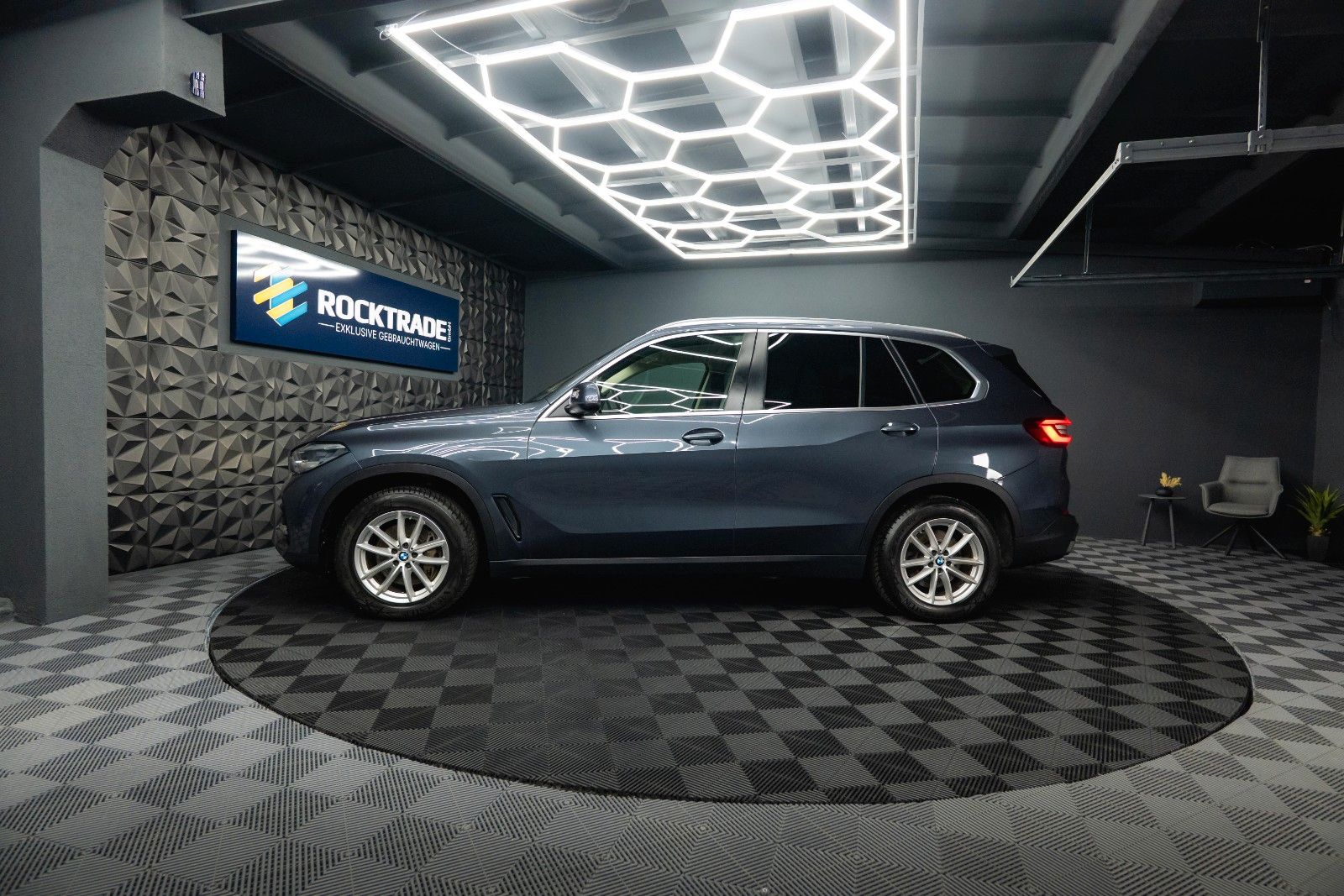 Fahrzeugabbildung BMW X5 xDrive 40i X-Line Sport *Massage*Head Up*ACC*