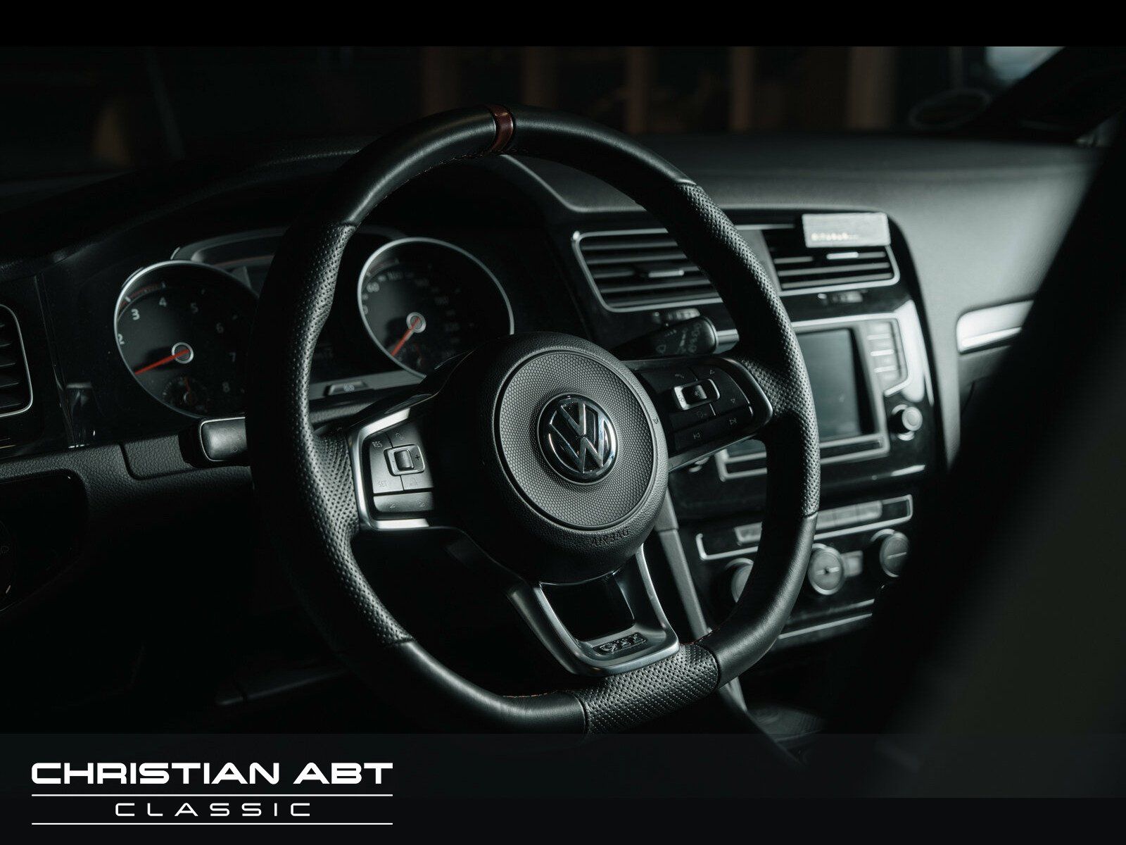 Fahrzeugabbildung Volkswagen Golf VII GTI Clubsport Pano Remus Navi Autom.