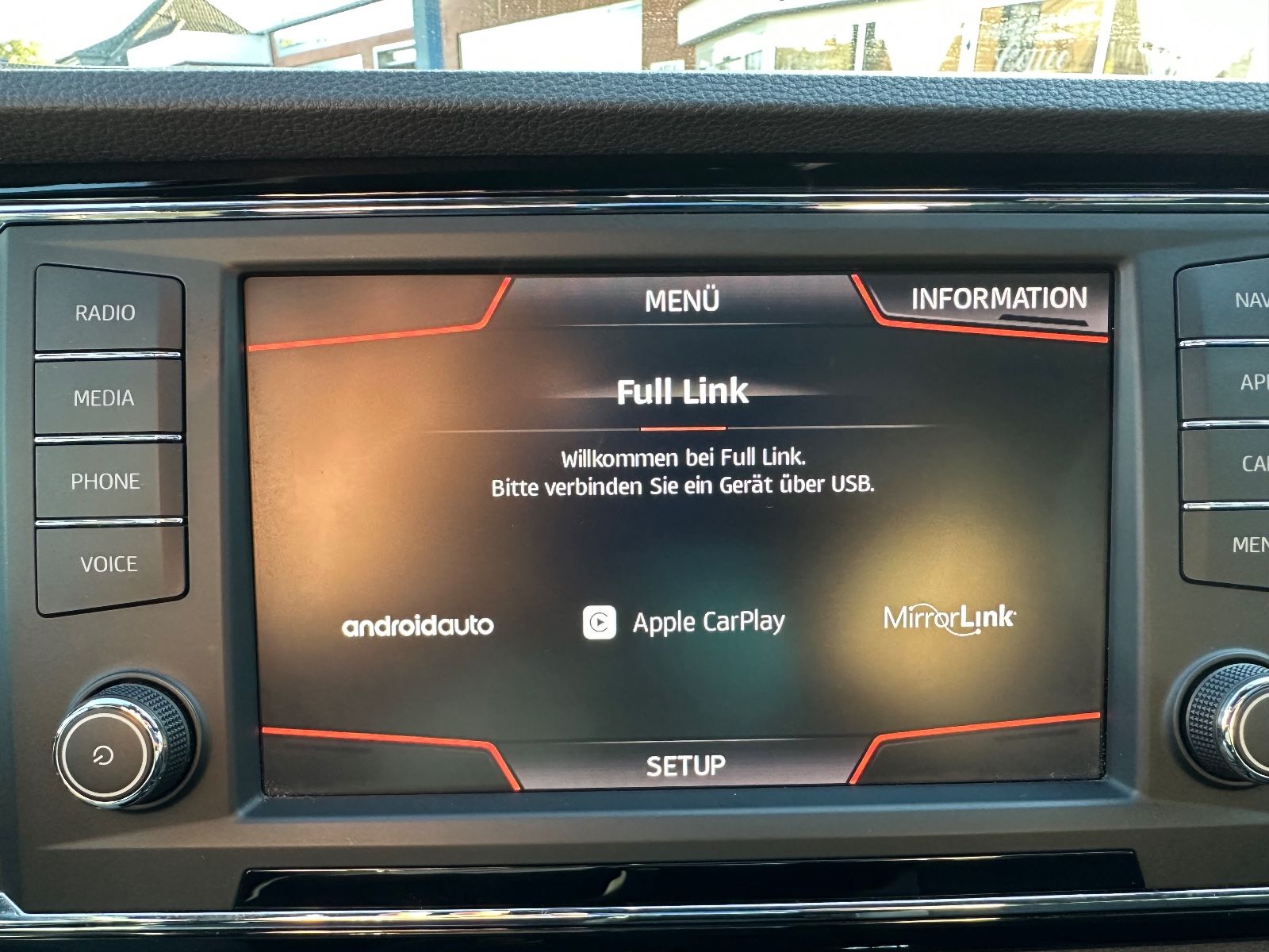 Fahrzeugabbildung SEAT Ateca 1.4 TSI ACT Xcellence Pano/AHK/LED/360°