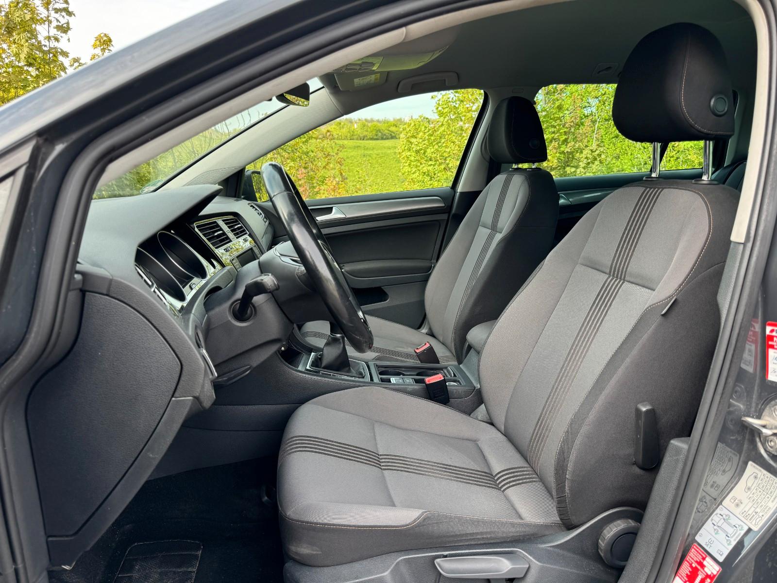 Volkswagen Golf 7 2.0 TDI Variant Allstar,Navi,ZahnriemeNEU