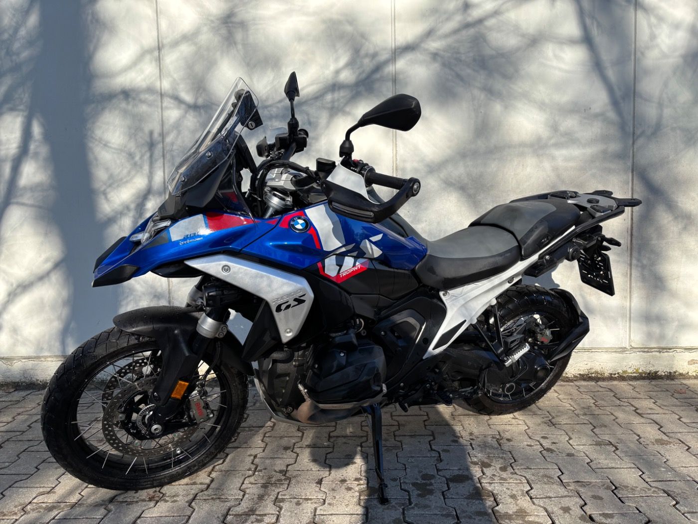 Fahrzeugabbildung BMW R 1300 GS Trophy 4 Pakete