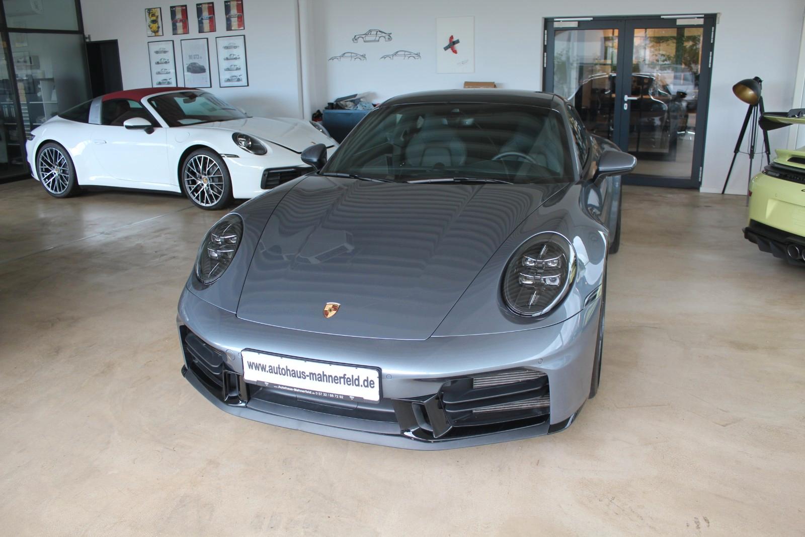 Porsche 992 Carrera SportDesign/G-Dach/Sportabgas/BOSE