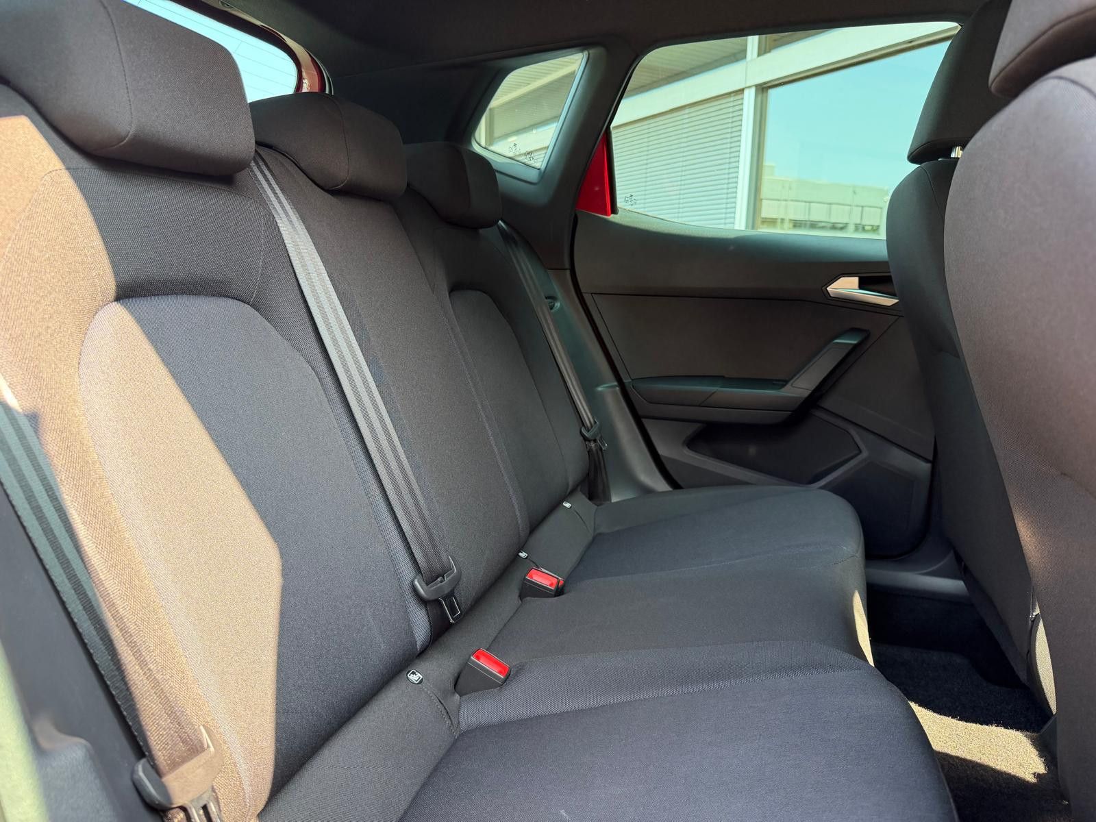 Fahrzeugabbildung SEAT Arona 1,5 TSI FR DSG >LED+NAVI+SHZ+KAM+ACC+DAB+