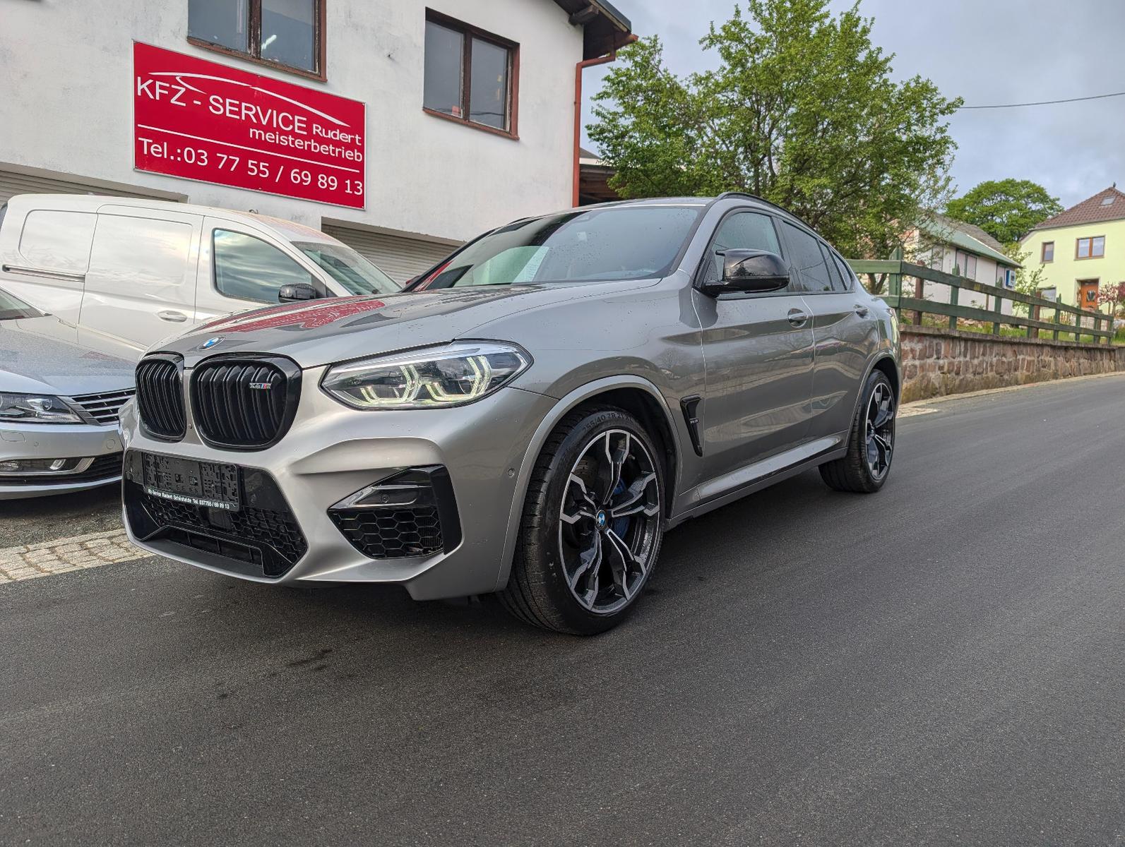 BMW X4 M Competition *8-fach*AHK*Kamera*Belüftung*