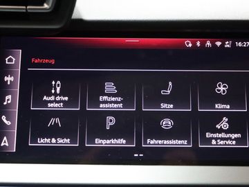 Fahrzeugverkauf 19 Audi A3 Sportback 35 TFSI S line Matrix Sonos Pano