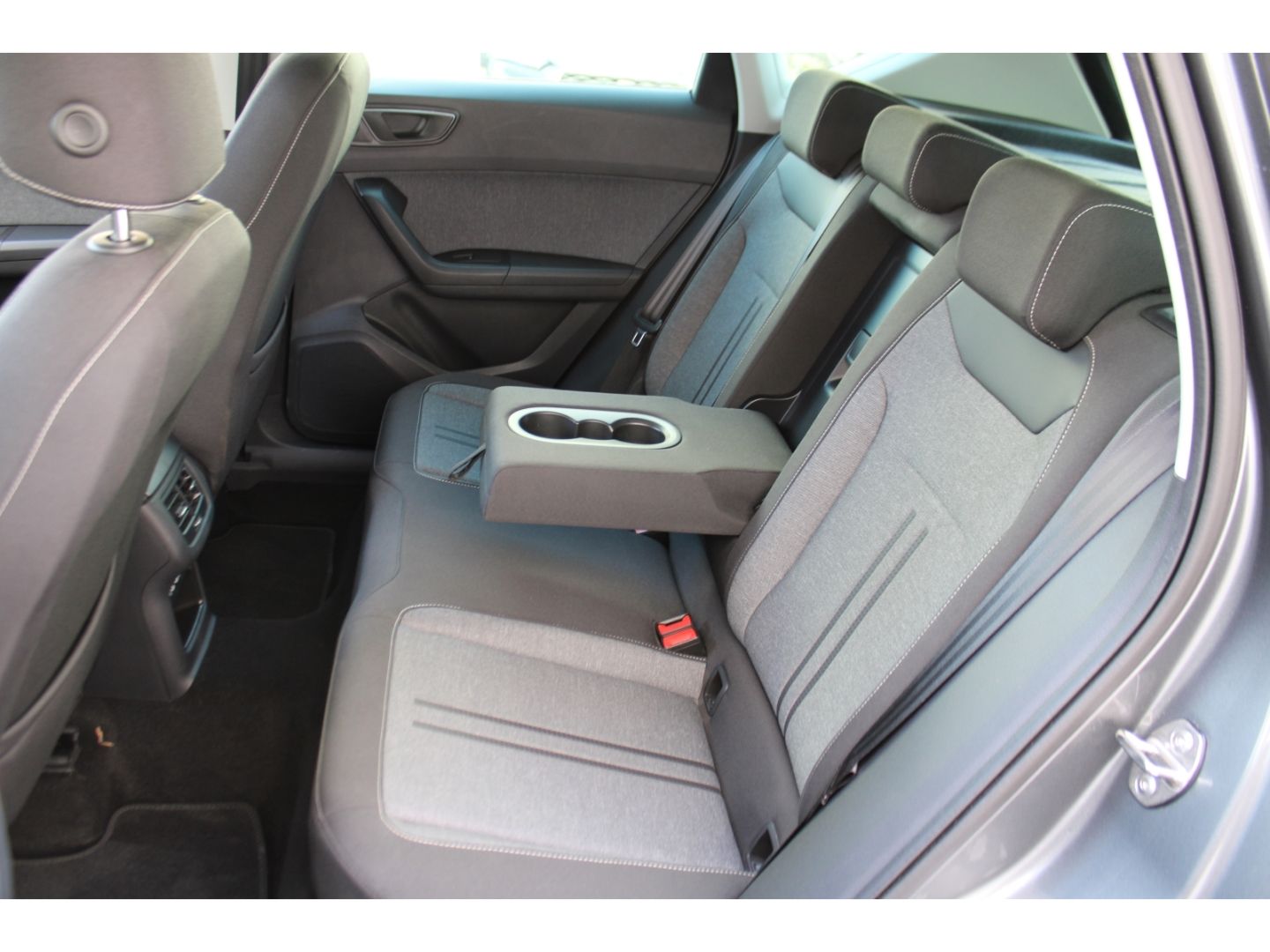 Fahrzeugabbildung SEAT Ateca 1.5 TSi Style LED GRA PDC RFK Full Link AH