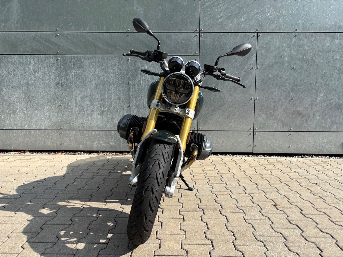 Fahrzeugabbildung BMW R 12 nine T