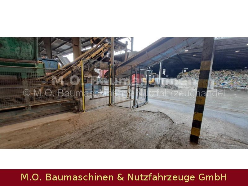Fahrzeugabbildung Andere Jenz Holzbrecher Schredder Arbeitsmaschine