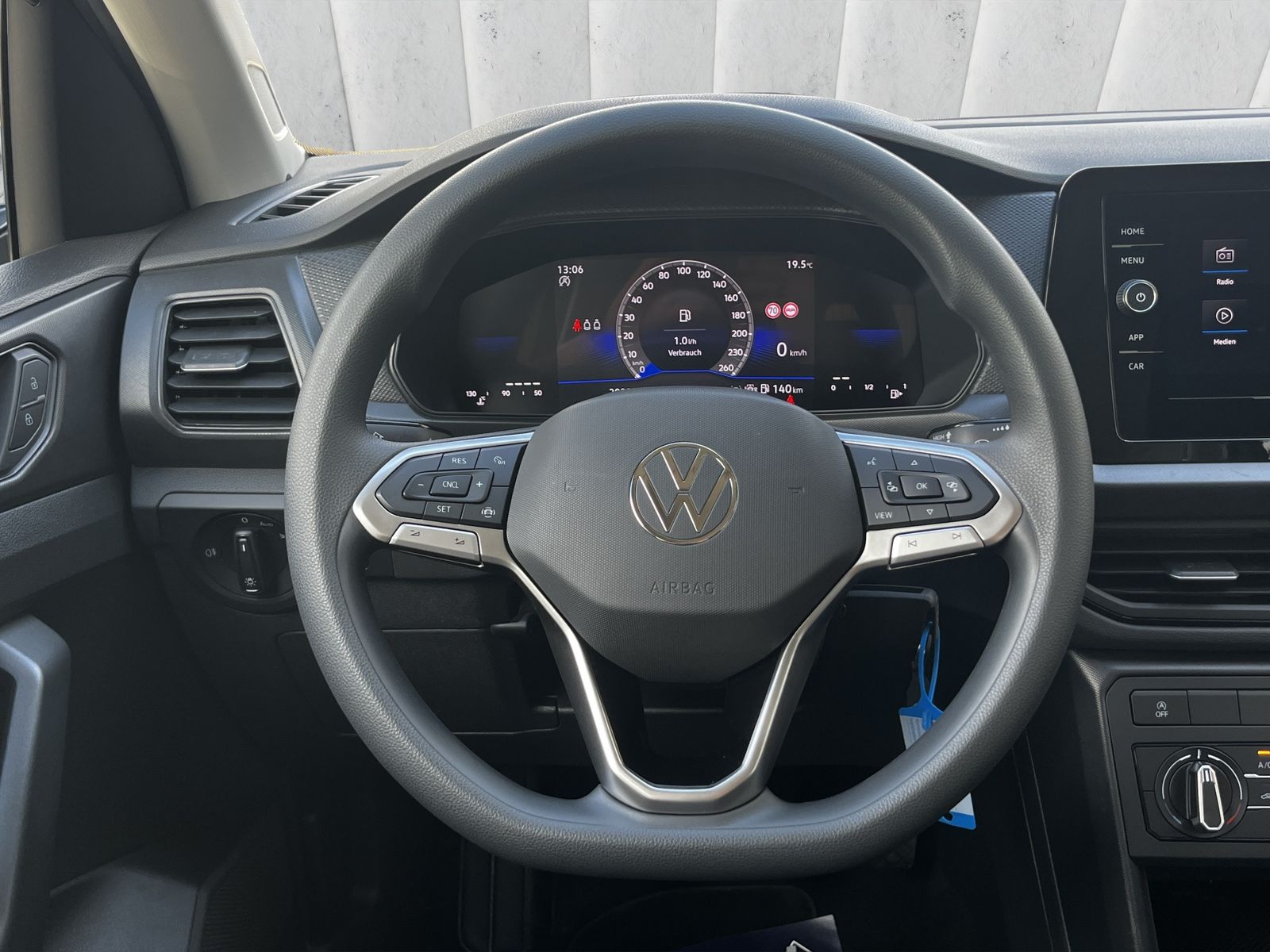 Fahrzeugabbildung Volkswagen T-Cross 1.0 TSI*ViCo*App-Connect*PDC*LED*Temp.**
