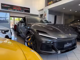 Ferrari Purosangue iva esposta pronto consegna - Ferrari Purosangue mit Halbautomatikschaltung
