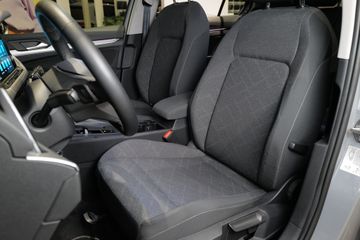 Volkswagen Golf - 11