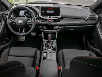 Hyundai i30 1.6 N Line Fernlicht-Assistent Kamera Navi