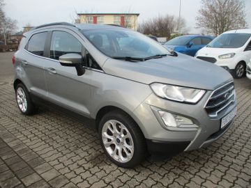 Ford EcoSport Titanium PDC + Kamera + Allwetter