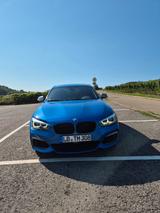 BMW M140i Special Edition - - blaue BMW M140i