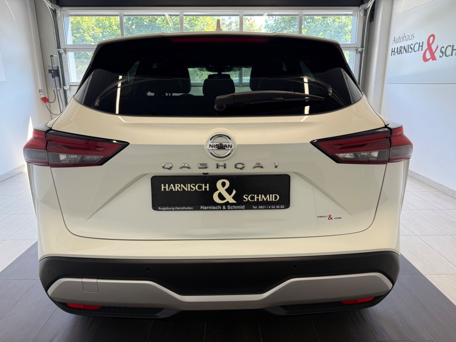 Fahrzeugabbildung Nissan Qashqai Tekna MHEV; Autom.,HUD,Teilleder,AHK