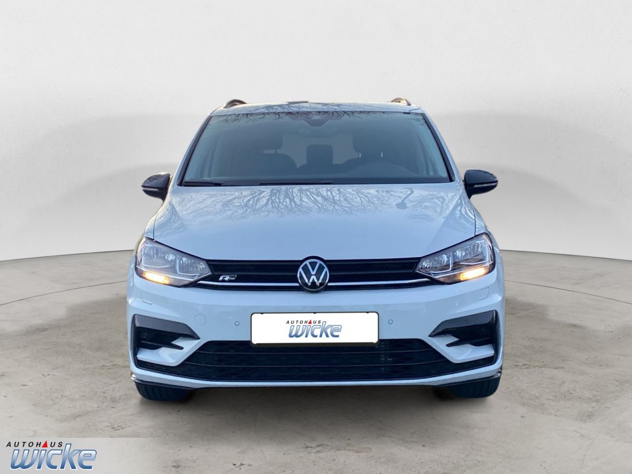 Volkswagen Touran 1.5 TSI DSG Comfortline NAVI KLIMA REAR foto 3