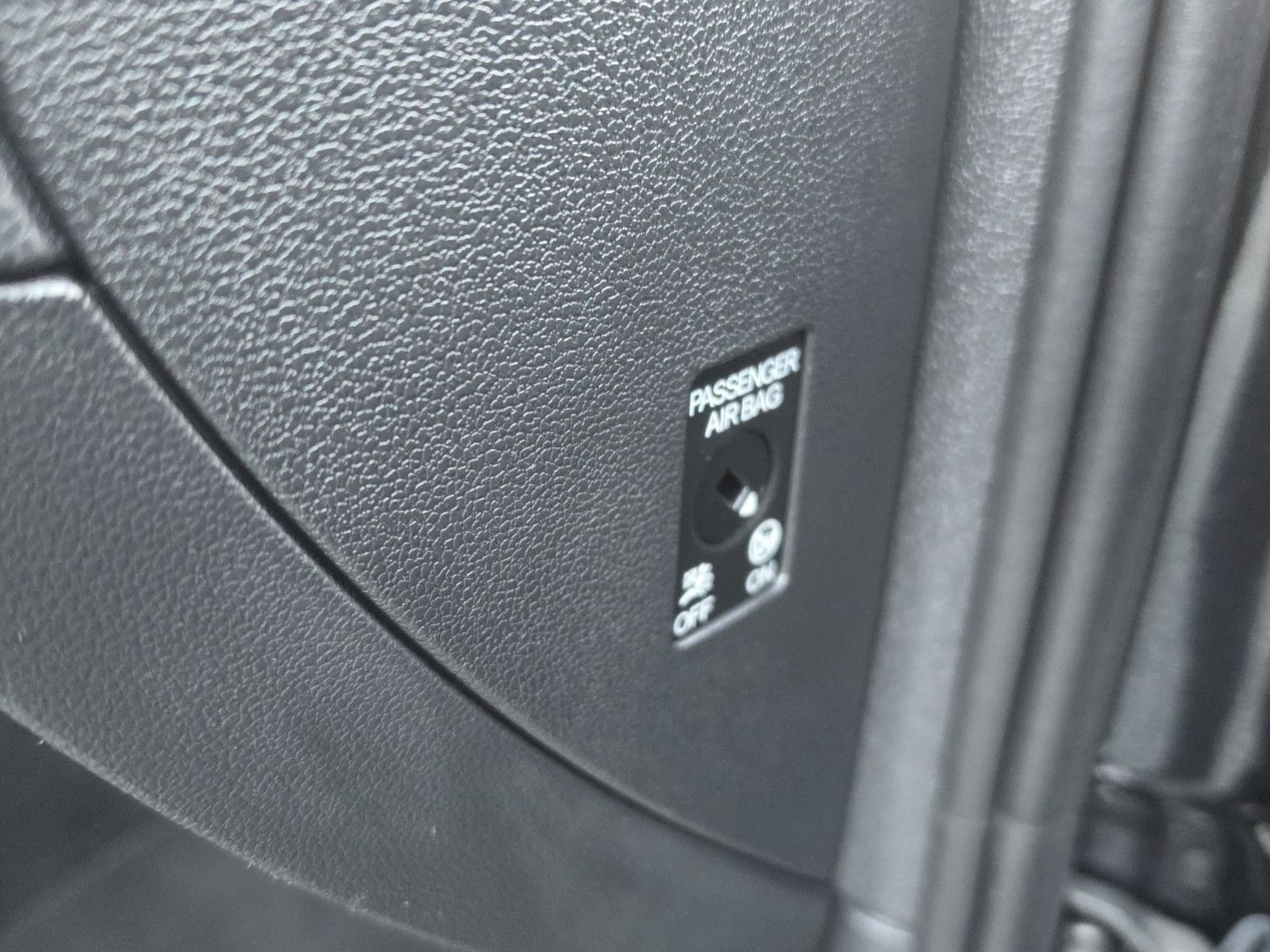 Fahrzeugabbildung Volkswagen Taigo Move AUS 1.HAND APP TEMPOMAT SHZ PDC