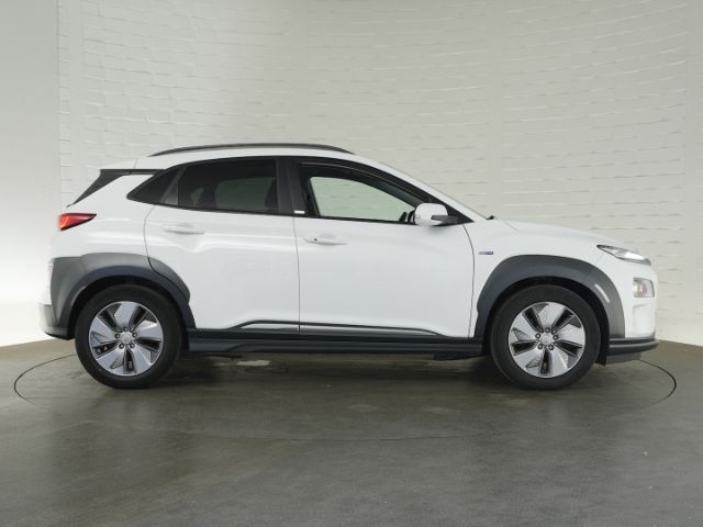 KONA Elektro PREMIUM 64kWh AT+VOLL LED+NAVI+RÜCK