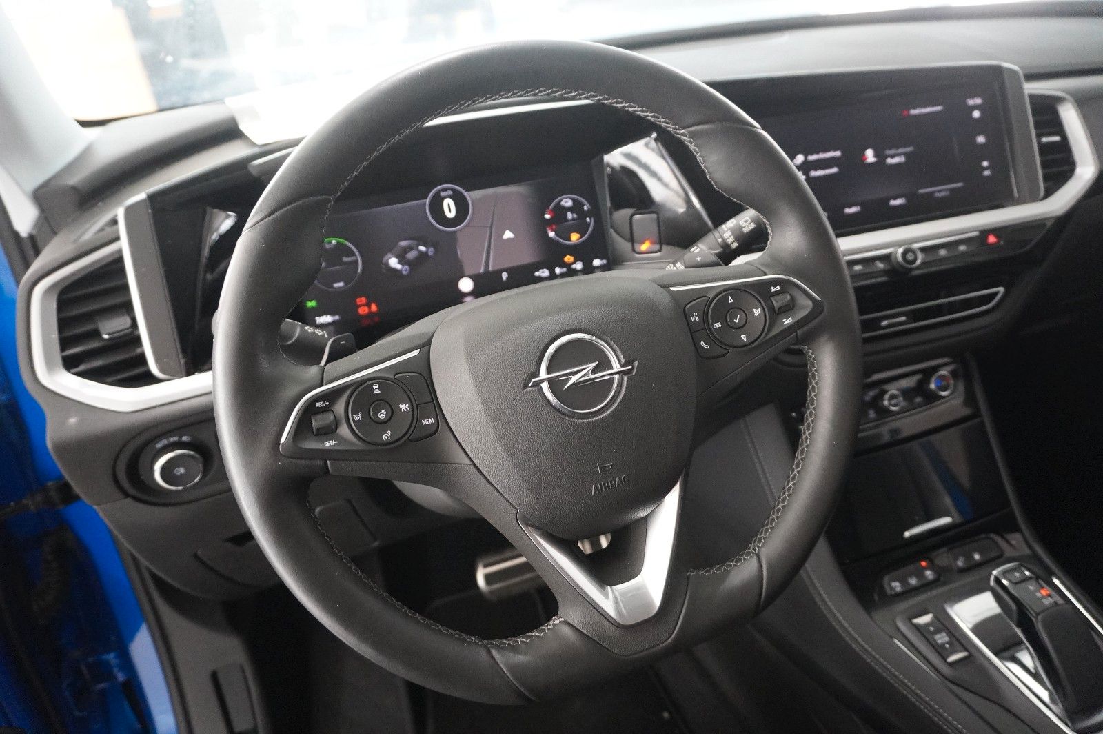 Fahrzeugabbildung Opel Grandland (X) GS SPORT 4HYBRID NAVI/LED/360°/DAB