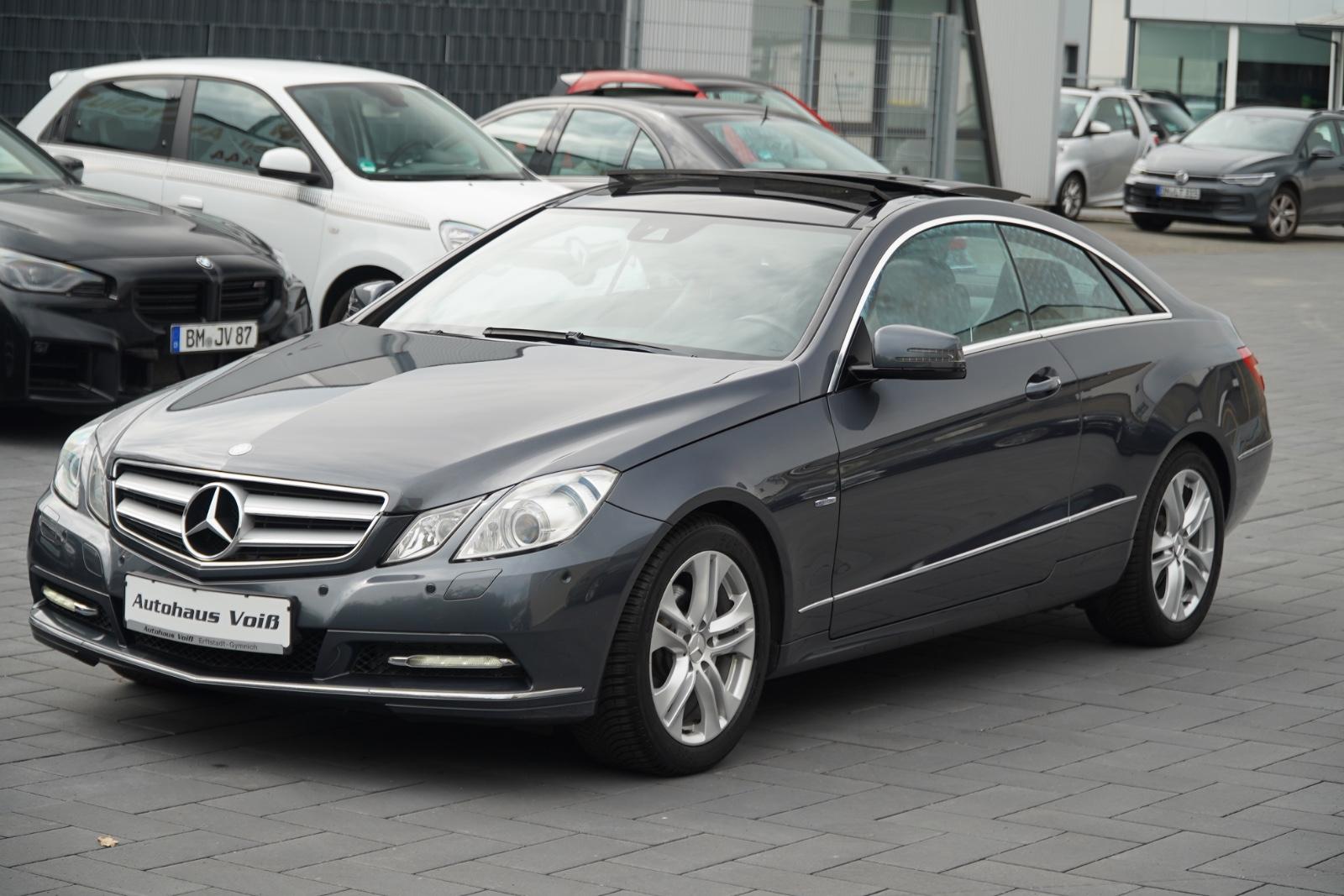 Mercedes-Benz E 200 Coupé Avantgarde Aut.|Panorama|Memory|Xen