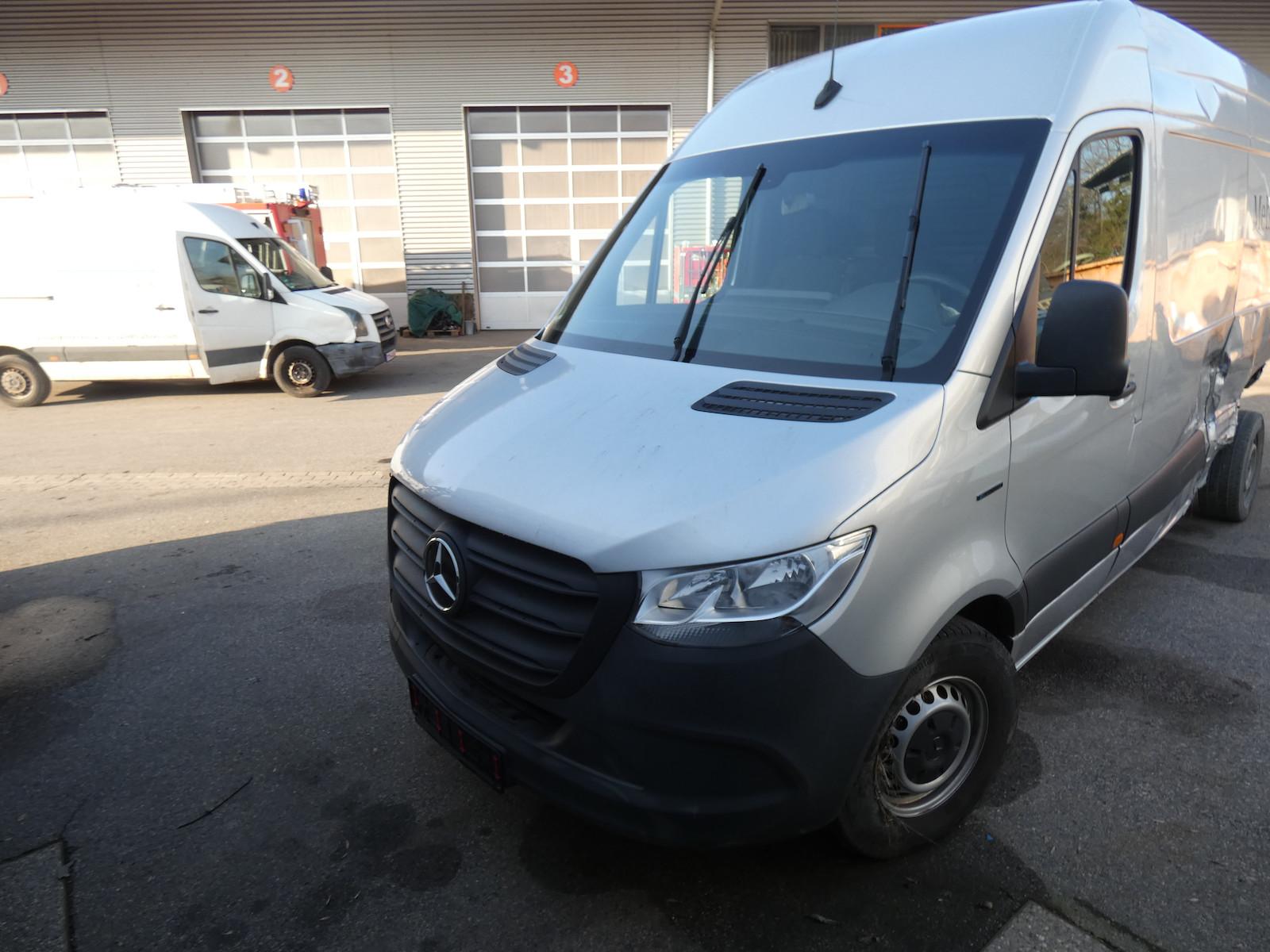 Mercedes-Benz E SPRINTER STANDARD 55/47 KWH
