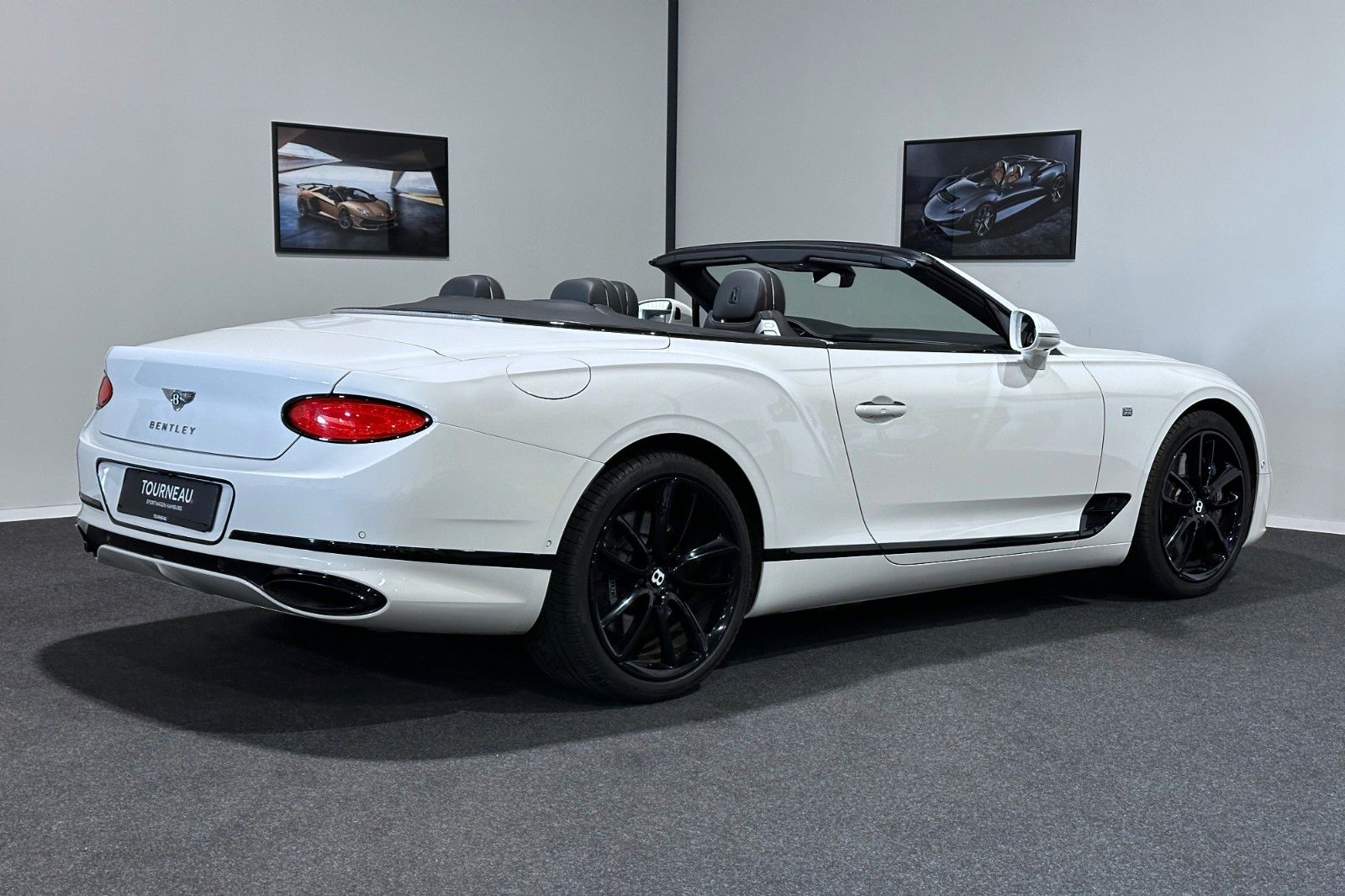 Fahrzeugabbildung Bentley Continental GTC W12 First Edition