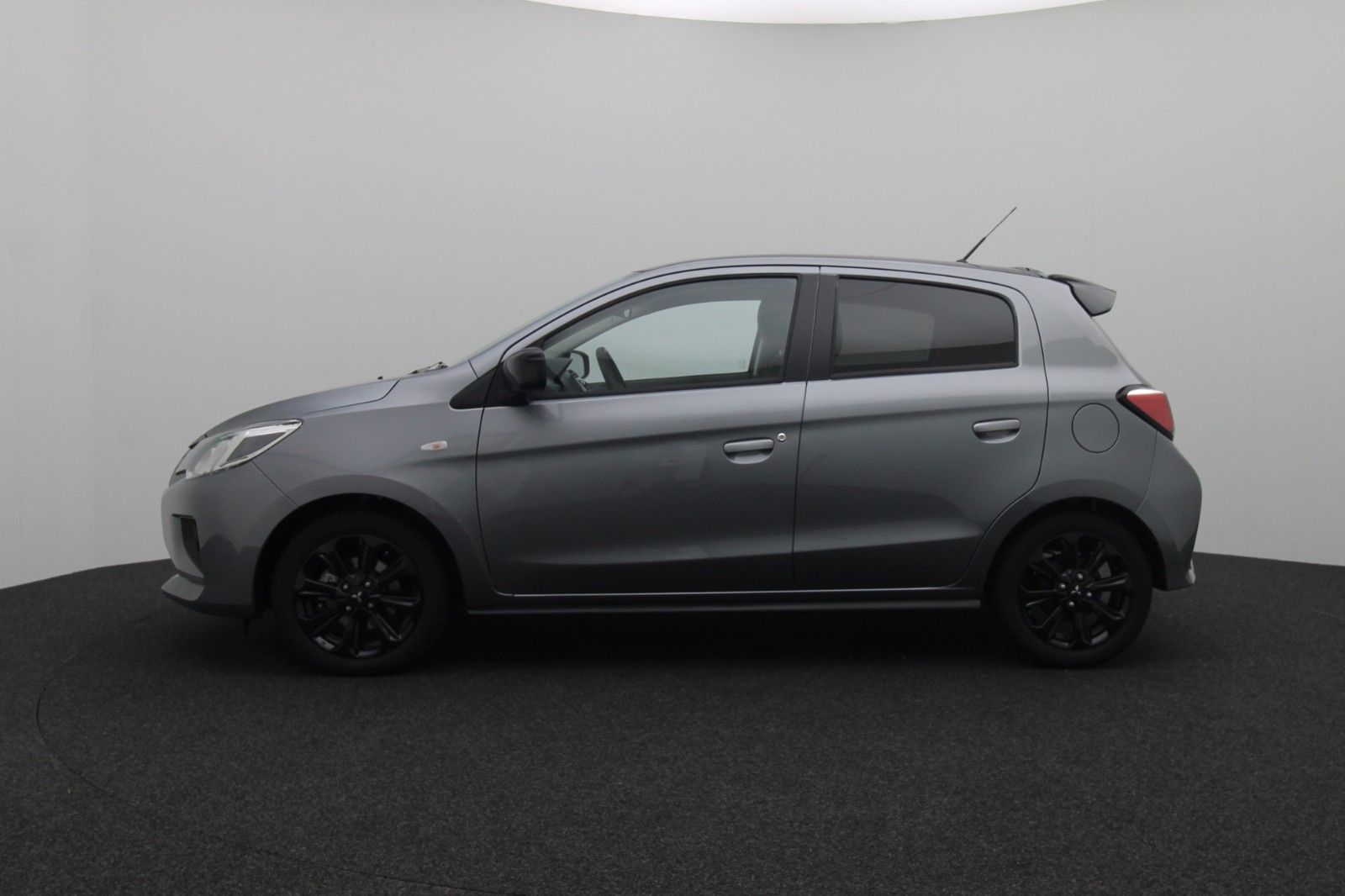 Fahrzeugabbildung Mitsubishi Space Star 1.2 Spirit+ Black