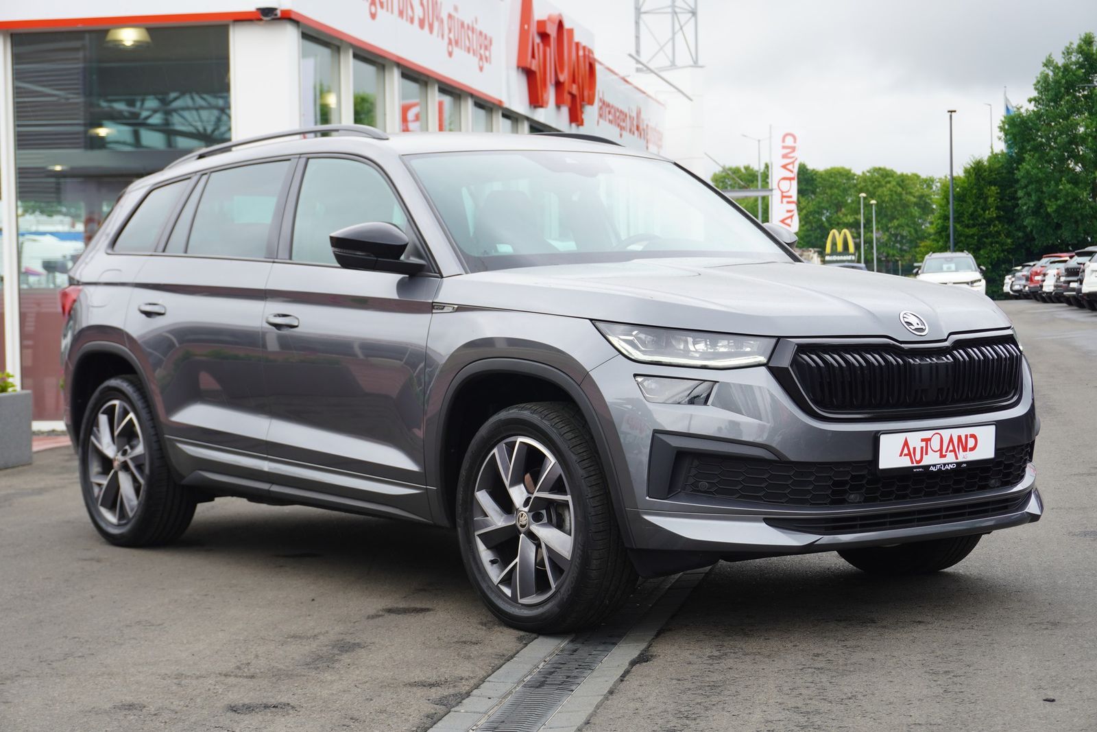 Skoda Kodiaq 1.5 TSI Sportline 7-Sitzer Kamera ACC LED imagem 3