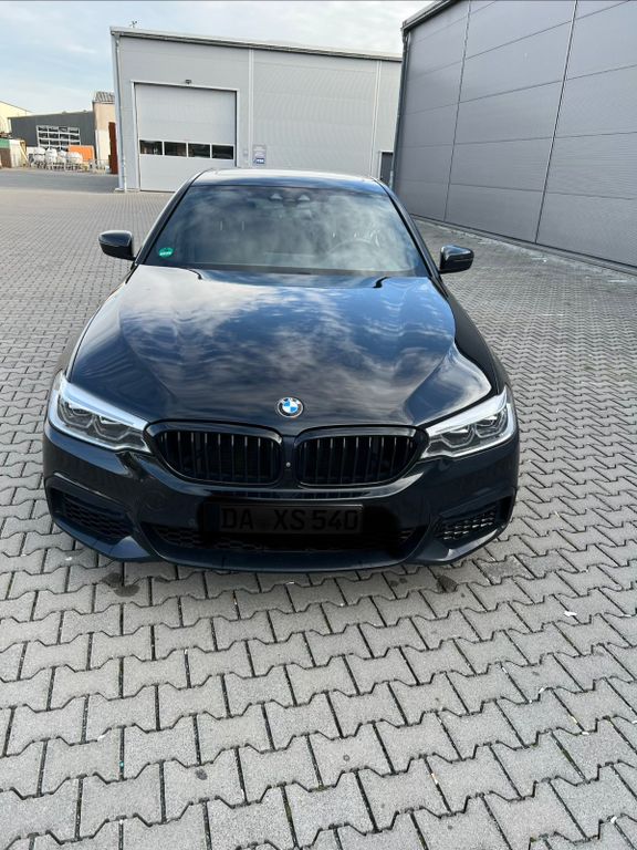 Image of BMW 540