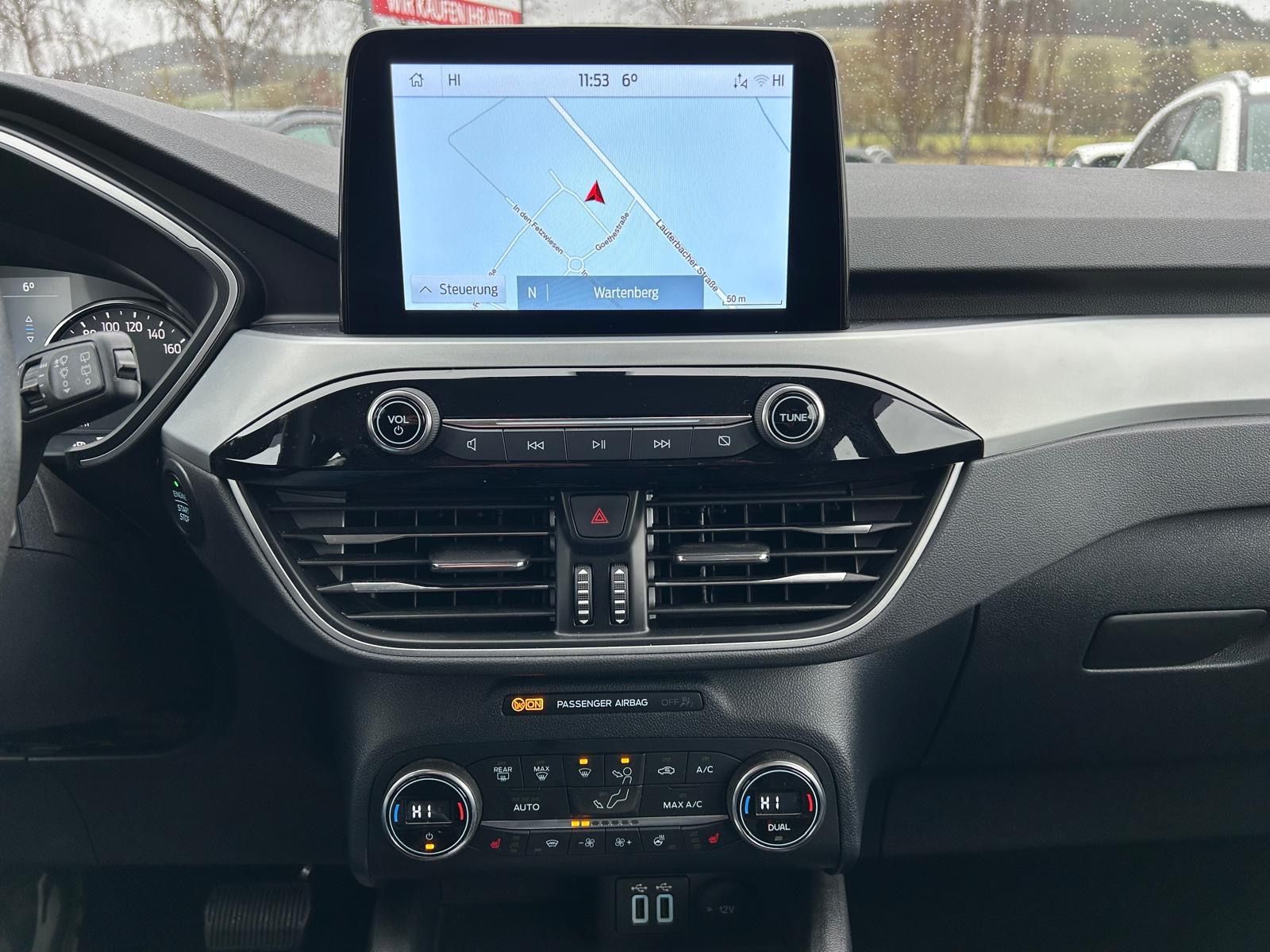 Fahrzeugabbildung Ford Kuga 2.5 Hybrid°AHK°Navi°Winterpaket°1.Hand°