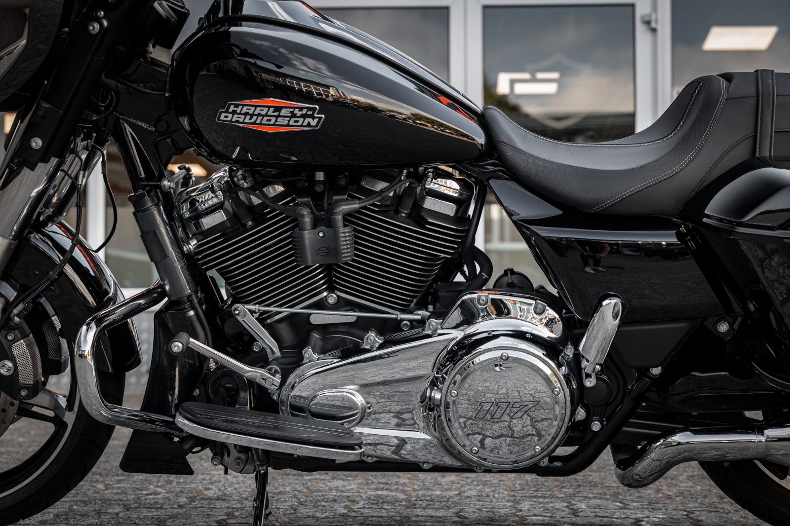 Fahrzeugabbildung Harley-Davidson Street Glide FLHX MY24 117cui- Kesstech