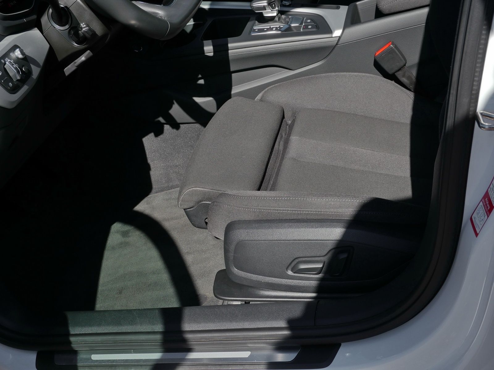 Audi A4 - Bild 22