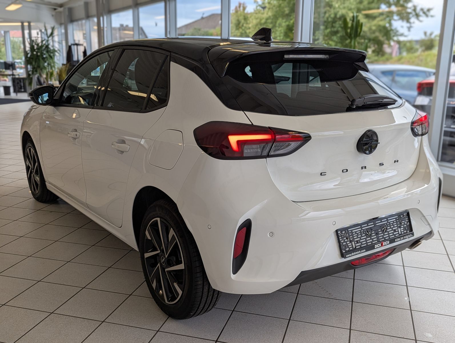 OPEL Corsa 1.2 GS IntelliLux Tech1-Komfort-Paket Cam - Image 5