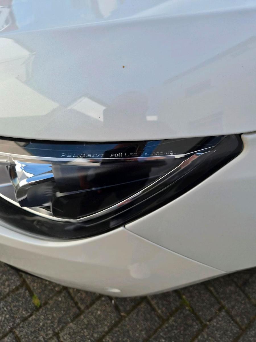 Peugeot 308 2015 — photo 5