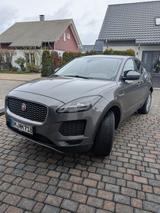 Jaguar E-Pace D180 AWD Corris Gray Metallic - Jaguar E-Pace mit Anhängerkupplung