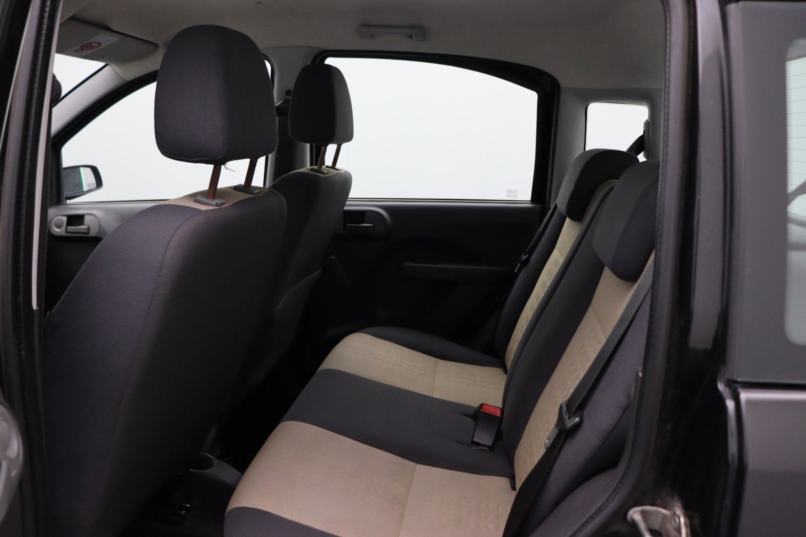 Fahrzeugabbildung Fiat Panda 1.2 8V Dynamic