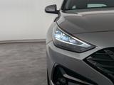 Hyundai i30 1.5 T-GDI Prime Mild-Hybrid LED+NAV+ACC+PANO - Hyundai i30: Prime