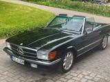 Mercedes-Benz SL 560   6000km  nach Restaurierung - schwarze Mercedes-Benz SL 560